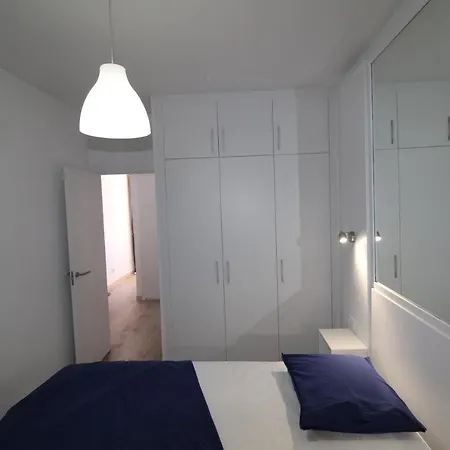 Velas Vue אדחה