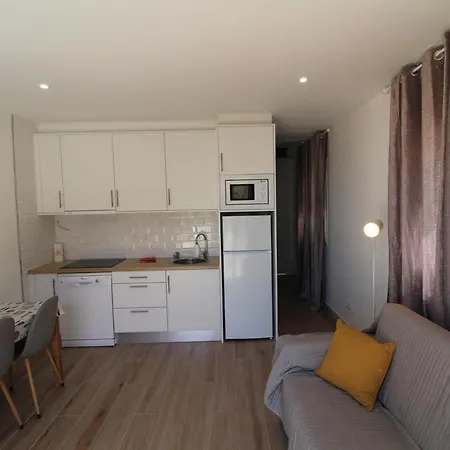 Velas Vue * Адехе