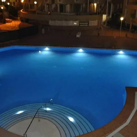 Velas Vue אדחה