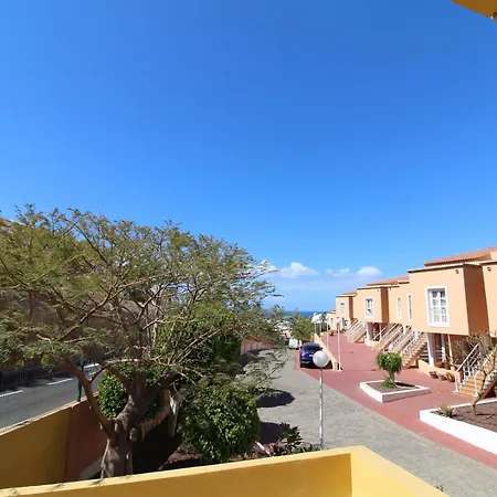 Velas Vue * אדחה