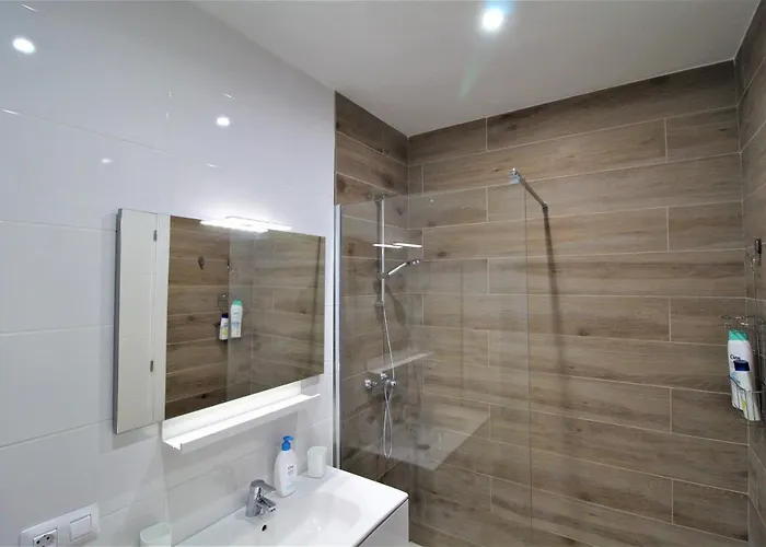 Velas Vue * Адехе